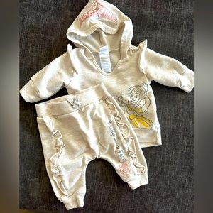 Newborn Disney princess sweatsuit. Only worn once or twice.
